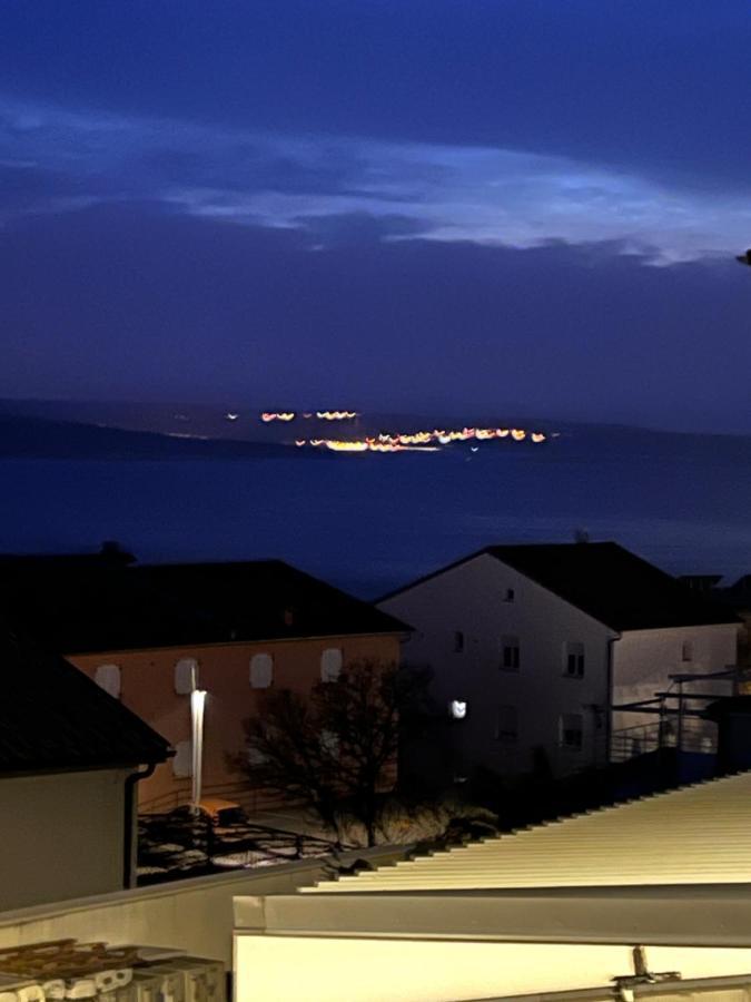 Sun & More Apartment Crikvenica Ngoại thất bức ảnh