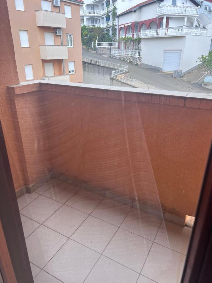 Sun & More Apartment Crikvenica Ngoại thất bức ảnh